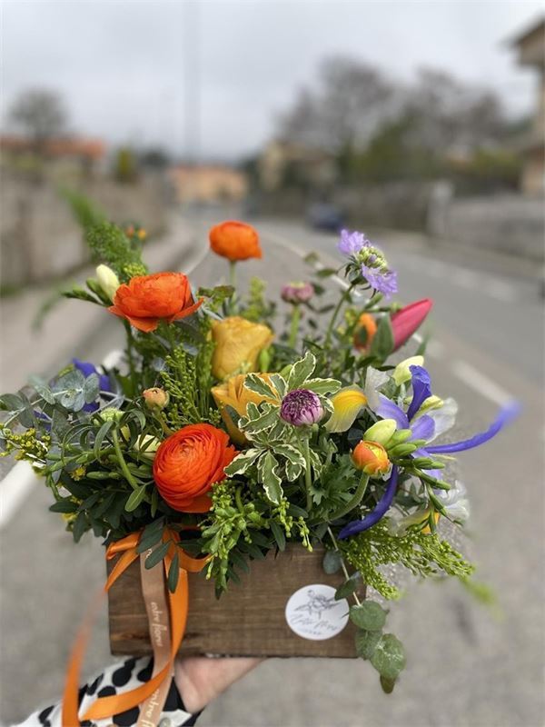 CAJA FLOR DE TEMPORADA - Imagen 2